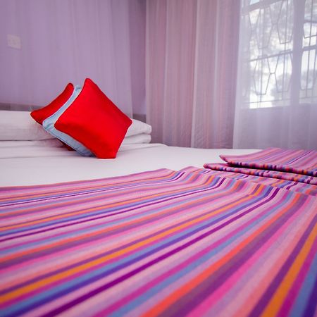 Milele Hotel Nairobi Buitenkant foto