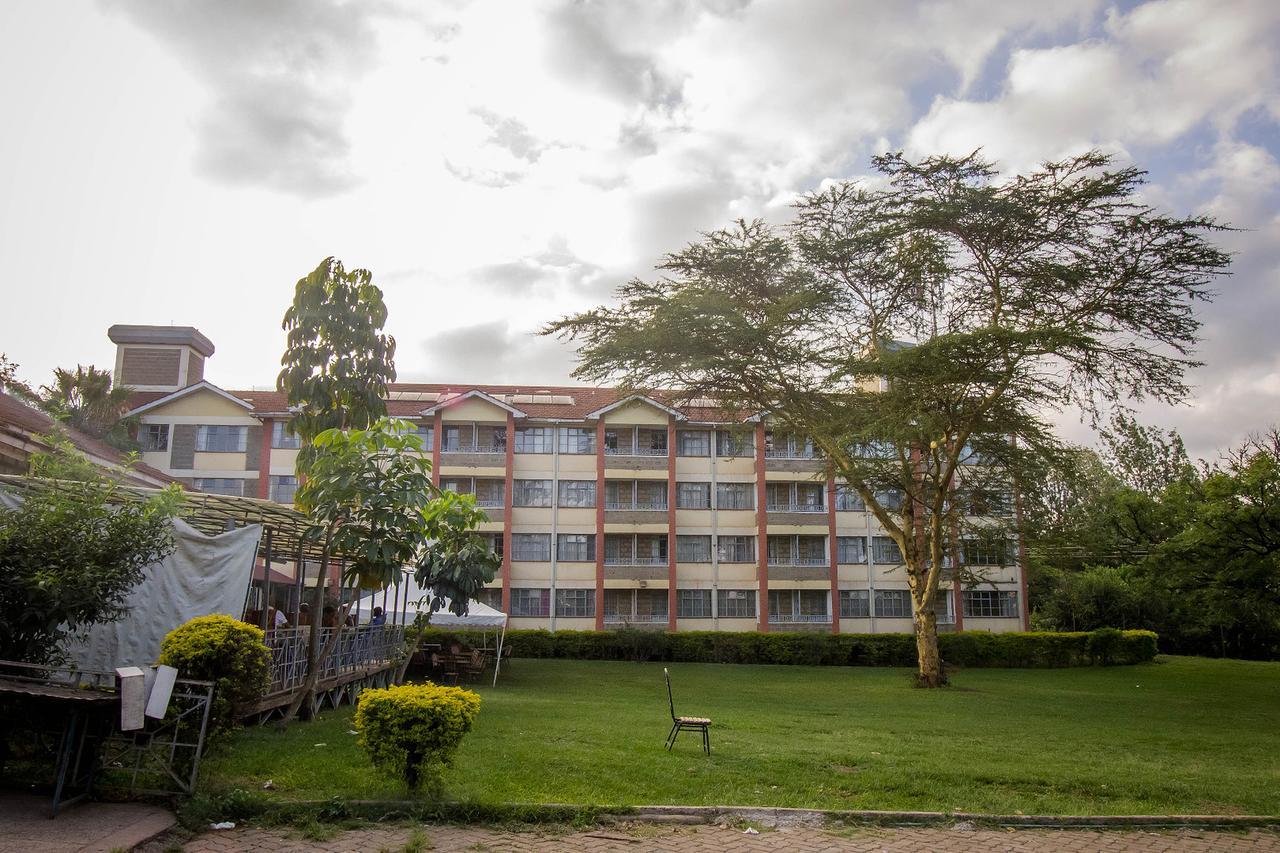 Milele Hotel Nairobi Buitenkant foto