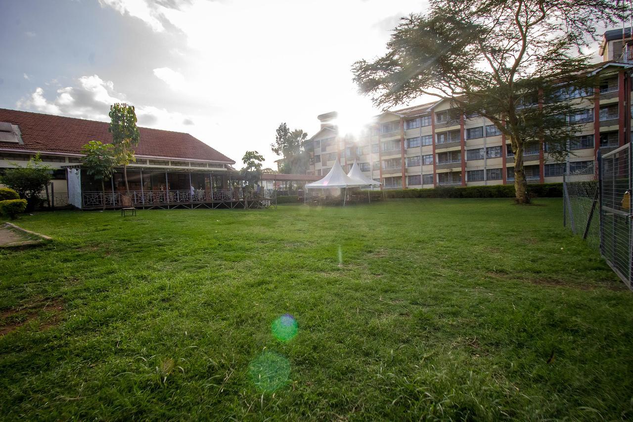 Milele Hotel Nairobi Buitenkant foto