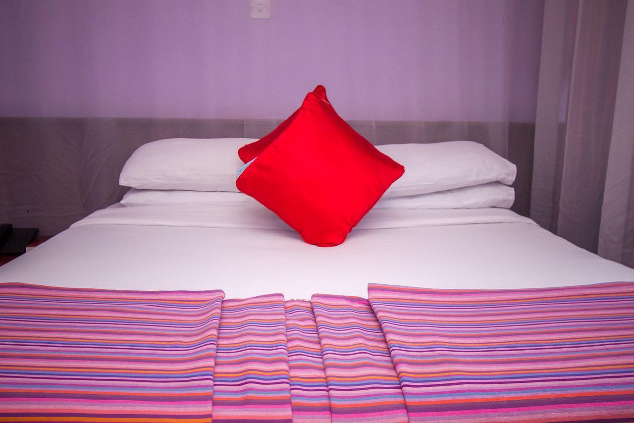 Milele Hotel Nairobi Buitenkant foto