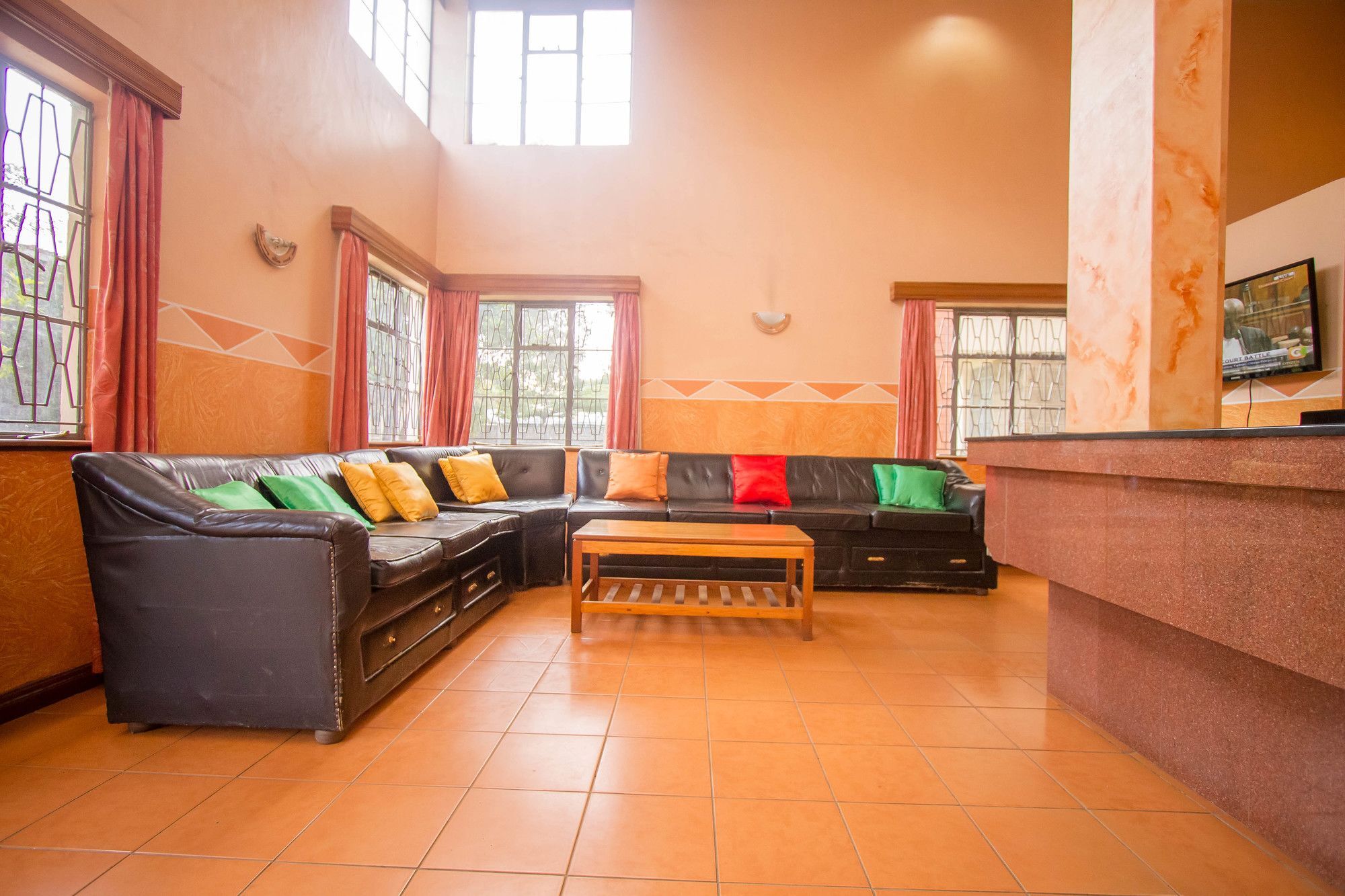 Milele Hotel Nairobi Buitenkant foto